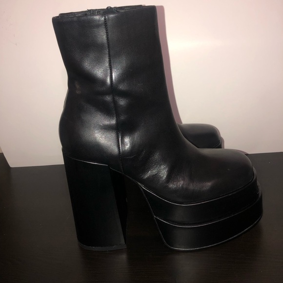 Steve Madden Cobra boots - Picture 7 of 9
